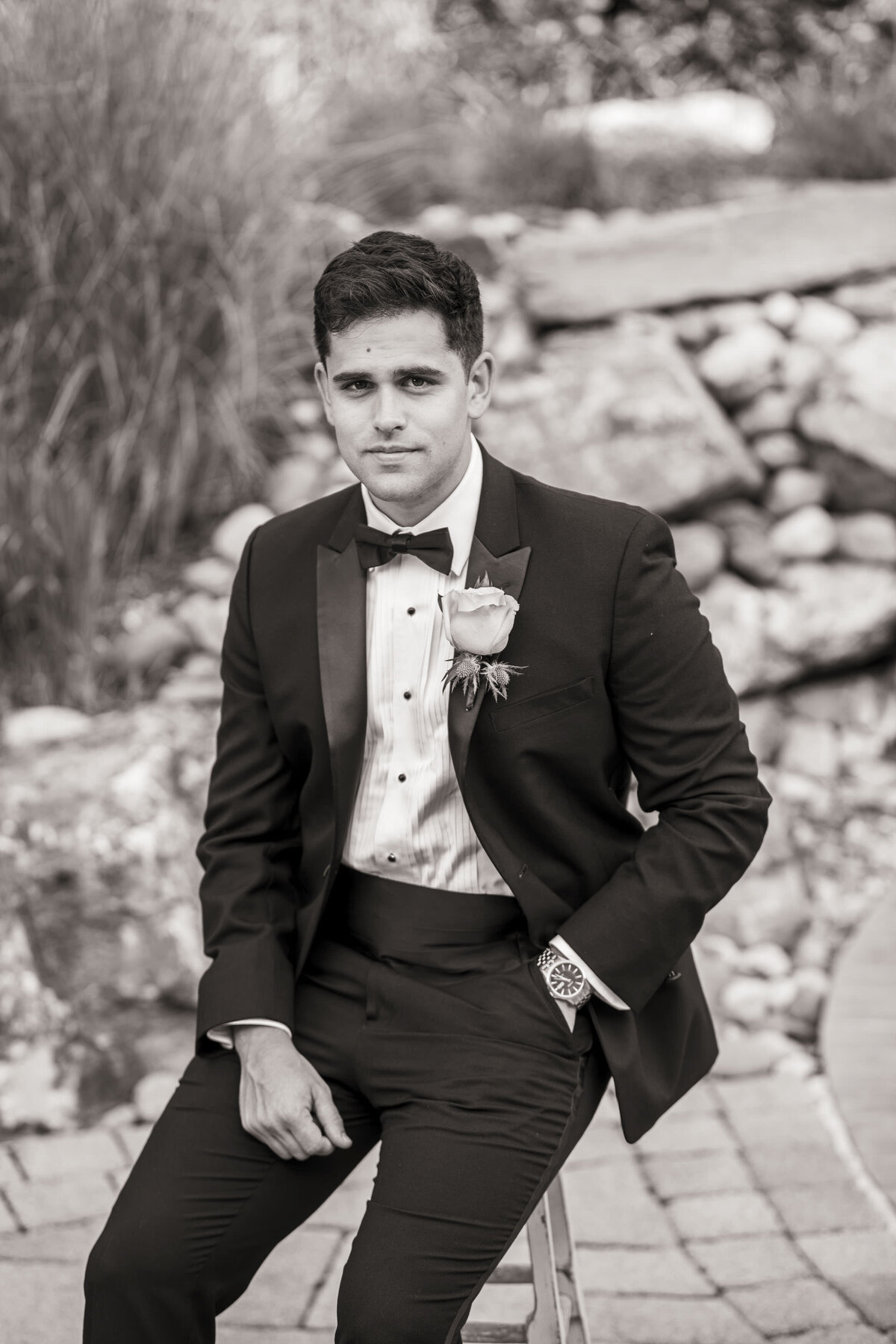 bethlehem-hotel-wedding-photo-groom-posing-bethlehem-pennsylvania