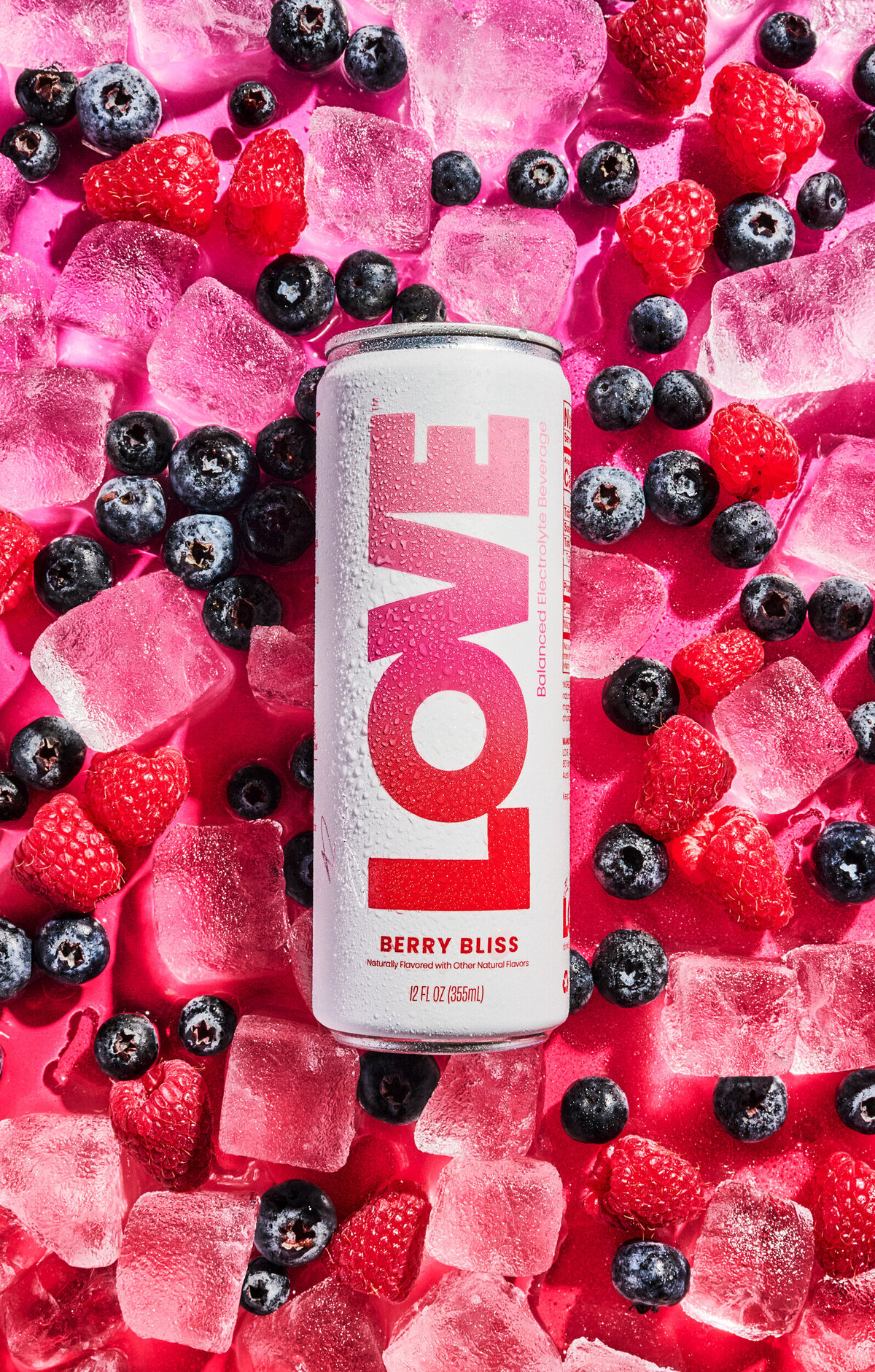 los-angeles-beverage-photographer-drinks-photography-lindsay-kreighbaum-be-love-electrolyte-drink-still-life-lifestyle-canned-drink-33