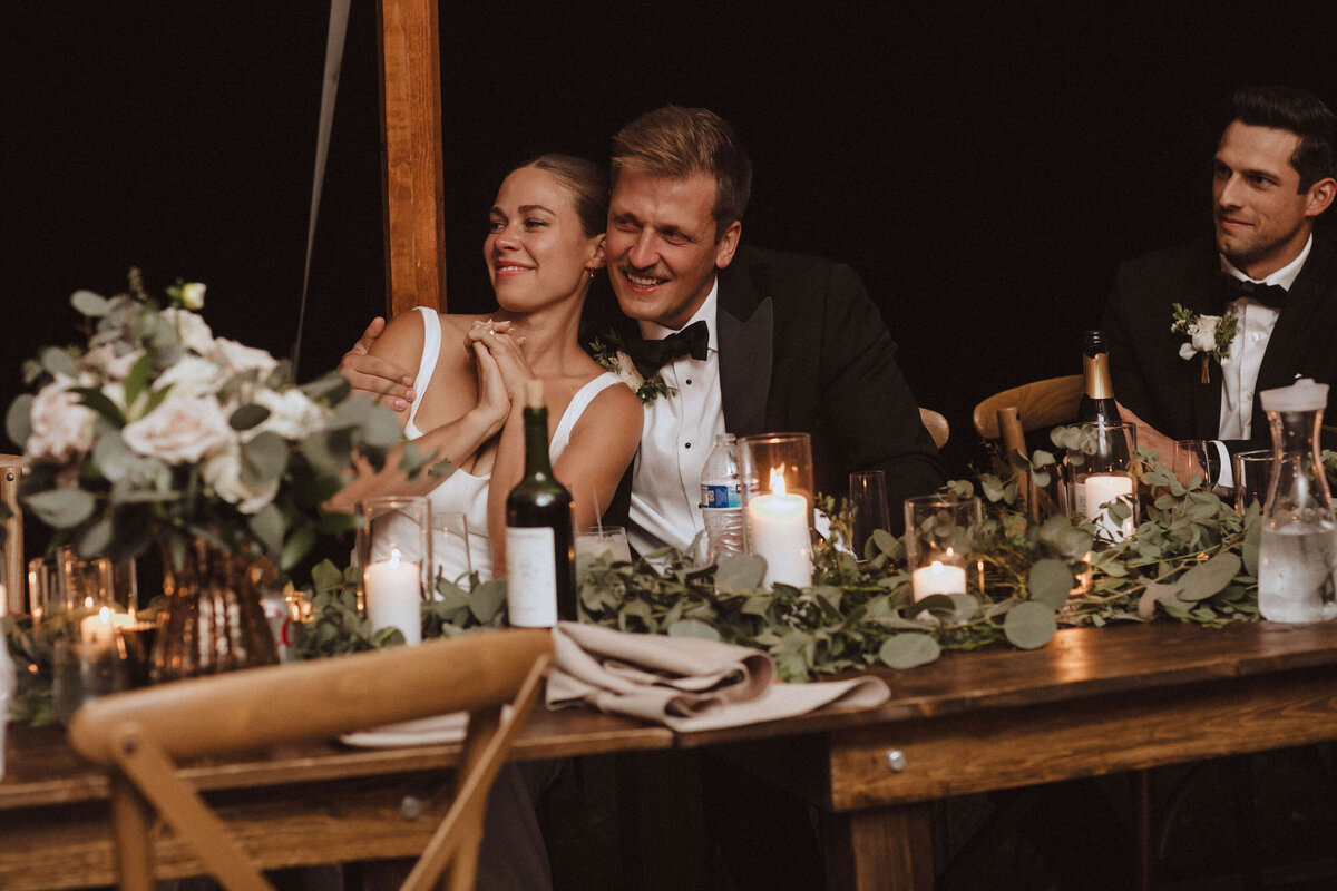 manitowoc-backyard-wedding-nikki-n-photography-910
