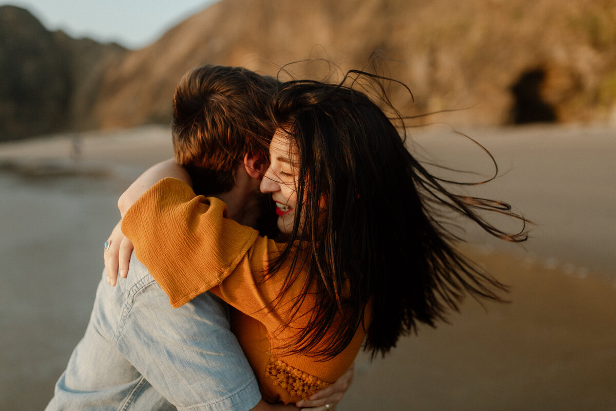 megan-renee-photography-oceanside-oregon-anniversary-session-haley-joe-185