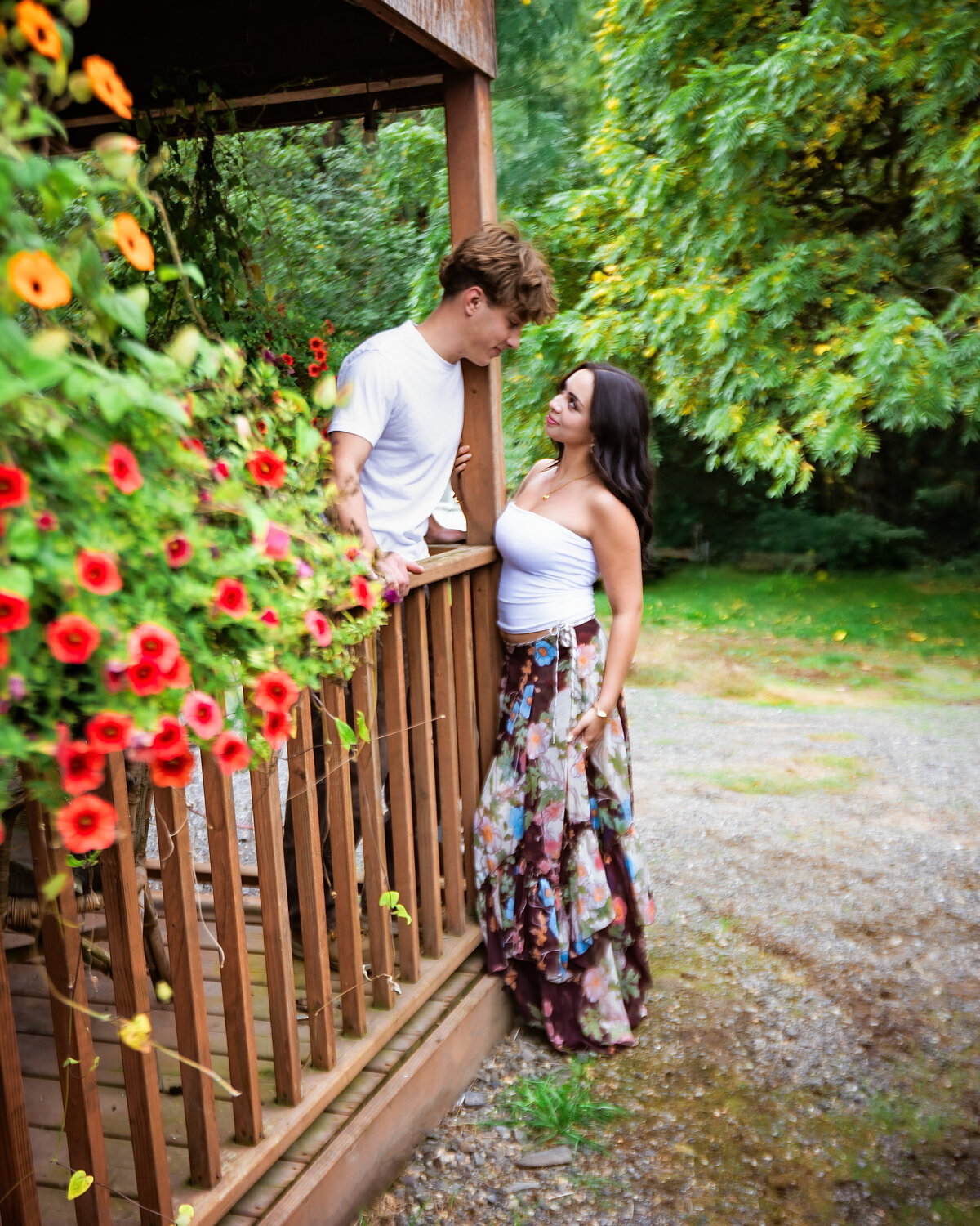 Snoqualmie-Valley-Senior-Portraits-(21 of 22)