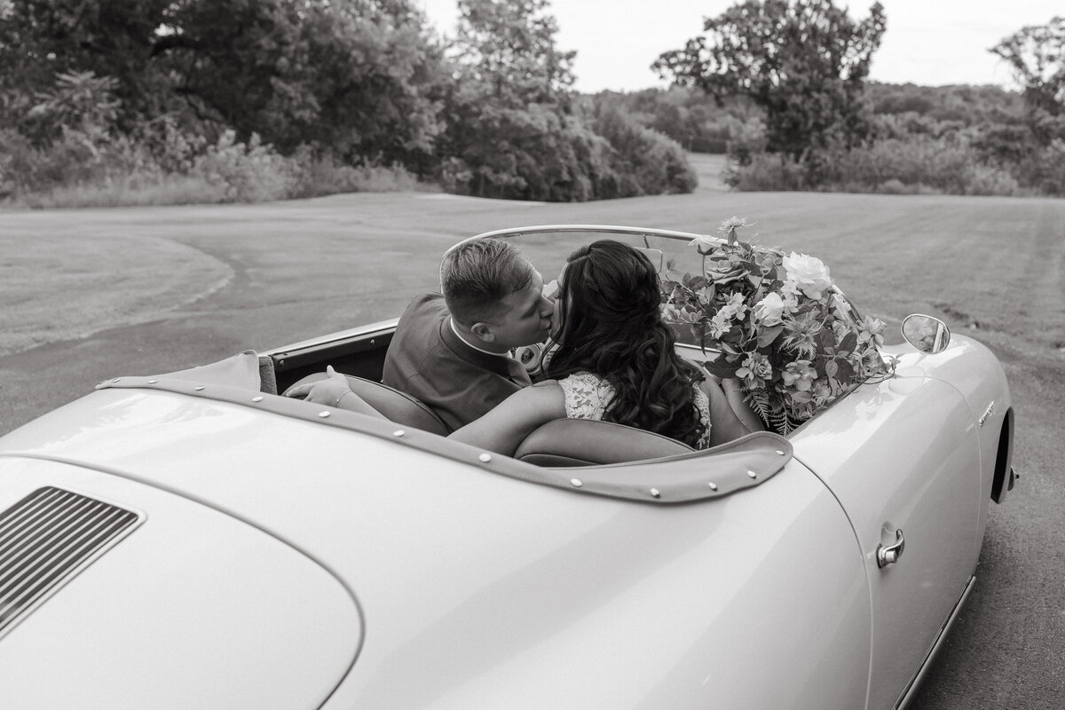 ButterfieldWedding_KenzieReiss_KenzieCaptures_JoplinMOWeddingPhotographer_ColoradoElopementPhotographer-6
