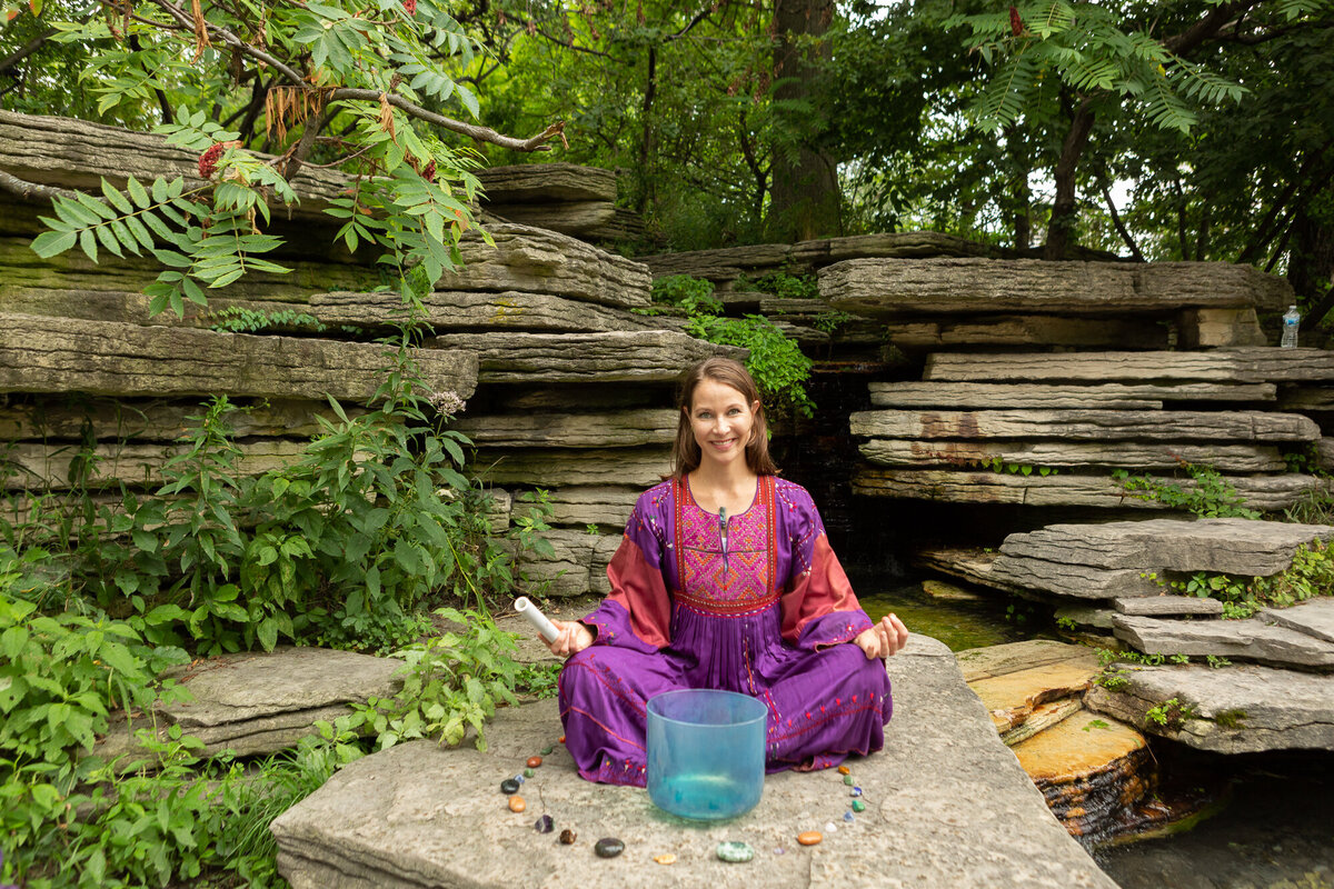 Lindsay-Yoga-Meditation-Teacher-Brand-Photos-Chicago-25