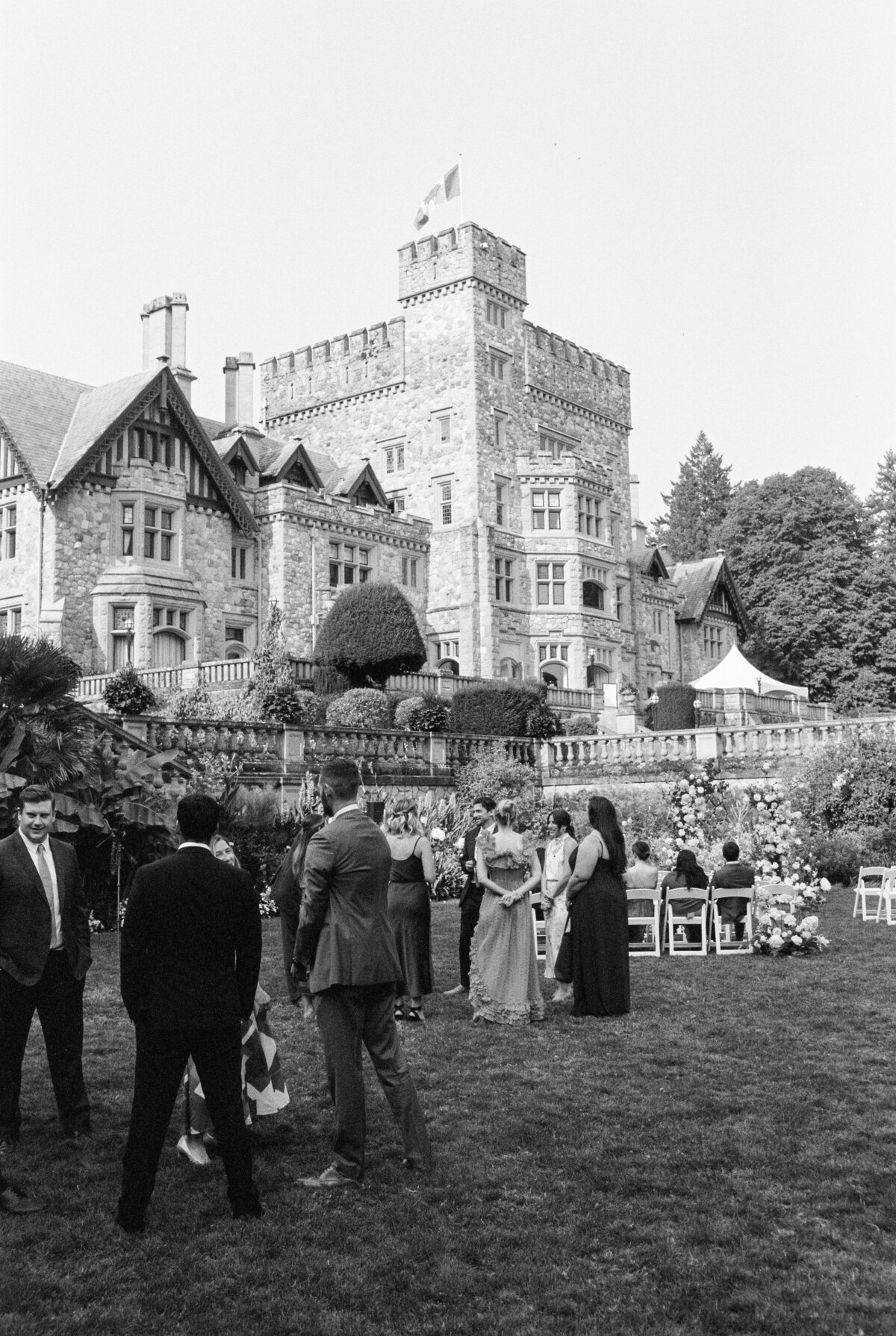 MeghanHemstra-Romantic-Hatley-Castle-Wedding-53