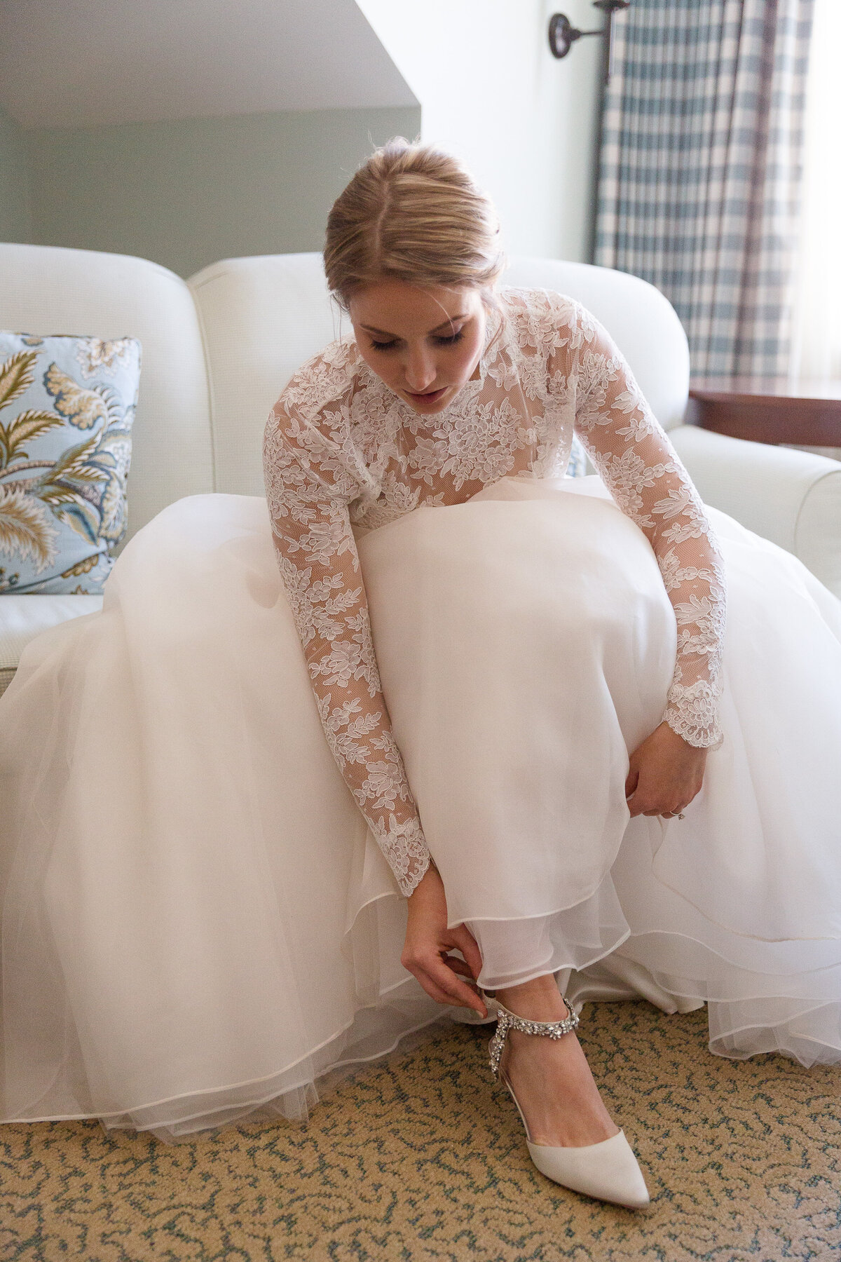 Woodstock-Inn-Vermont-Winter-Wedding-23