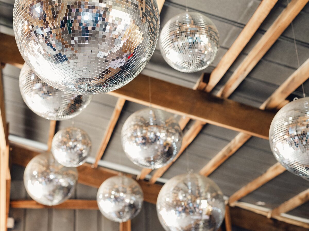 westminster-maryland-md-barn-wedding-venue-boho-chic-rustic_0358