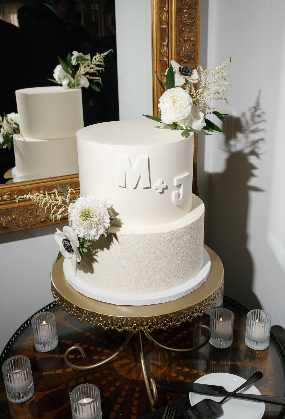 Detail photo of cake taken by film wedding photographer Shelby Ann Photos