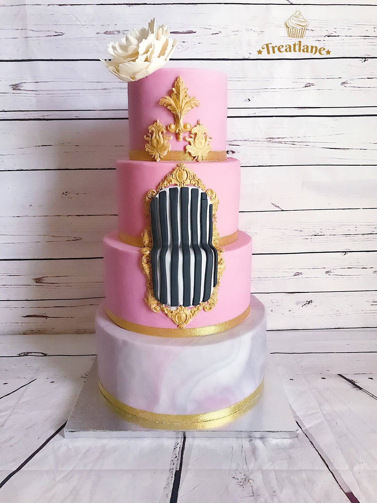 PinkWeddingCake-Treatlane