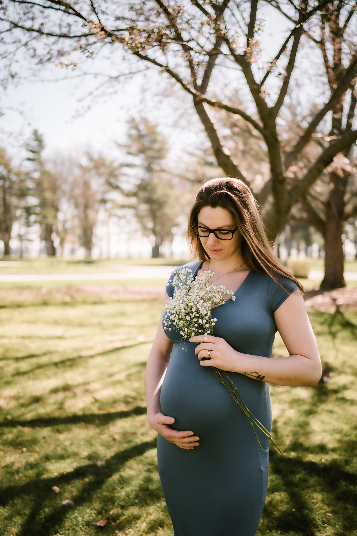 Buffalo and Rochester, NY  family, newborn, maternity, senior, and wedding photographer. Specializing in beautiful ethereal imagery,  print packages, maternity client closet. Buffalo and WNY maternity, newborn, senior and family photographer. Specializing in beautiful, colorful, ethereal maternity and newborn imagery. You can come to my dedicated studio or we can have our session in one of the many beautiful locations Buffalo, NY has to offer