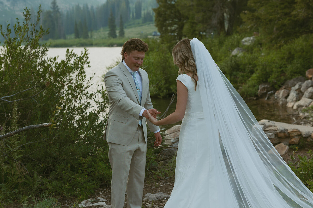 utah-wedding-photographer-tony-grove-elopement-documentary-photography-tanya-davids-photo-32