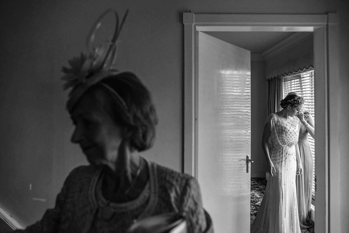123 mother-and-bride-getting-ready-cork