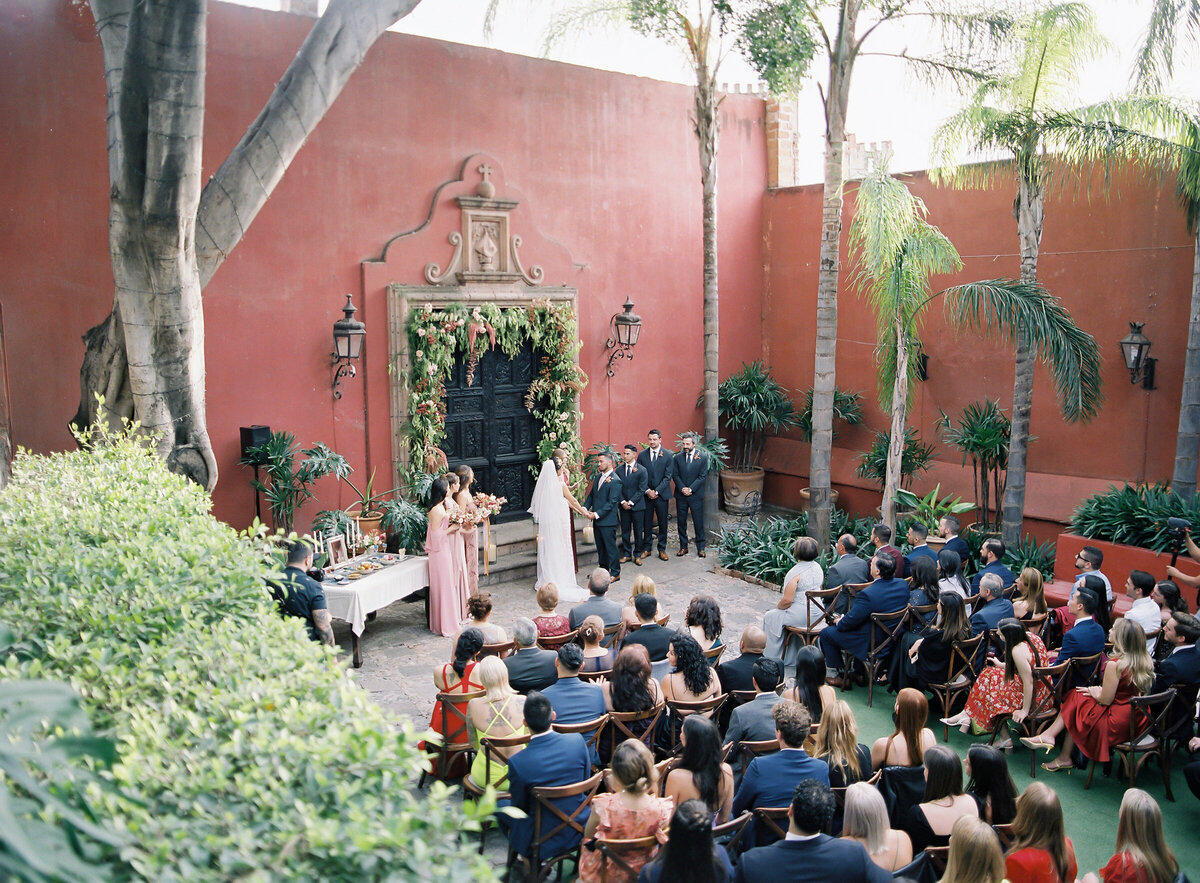 Vicki Grafton Photography Casa Hyder San Miguel de Allende Mexico Luxury Fine aRT Film Wedding Martha Stewart Bride Destination Modern Luxury 2
