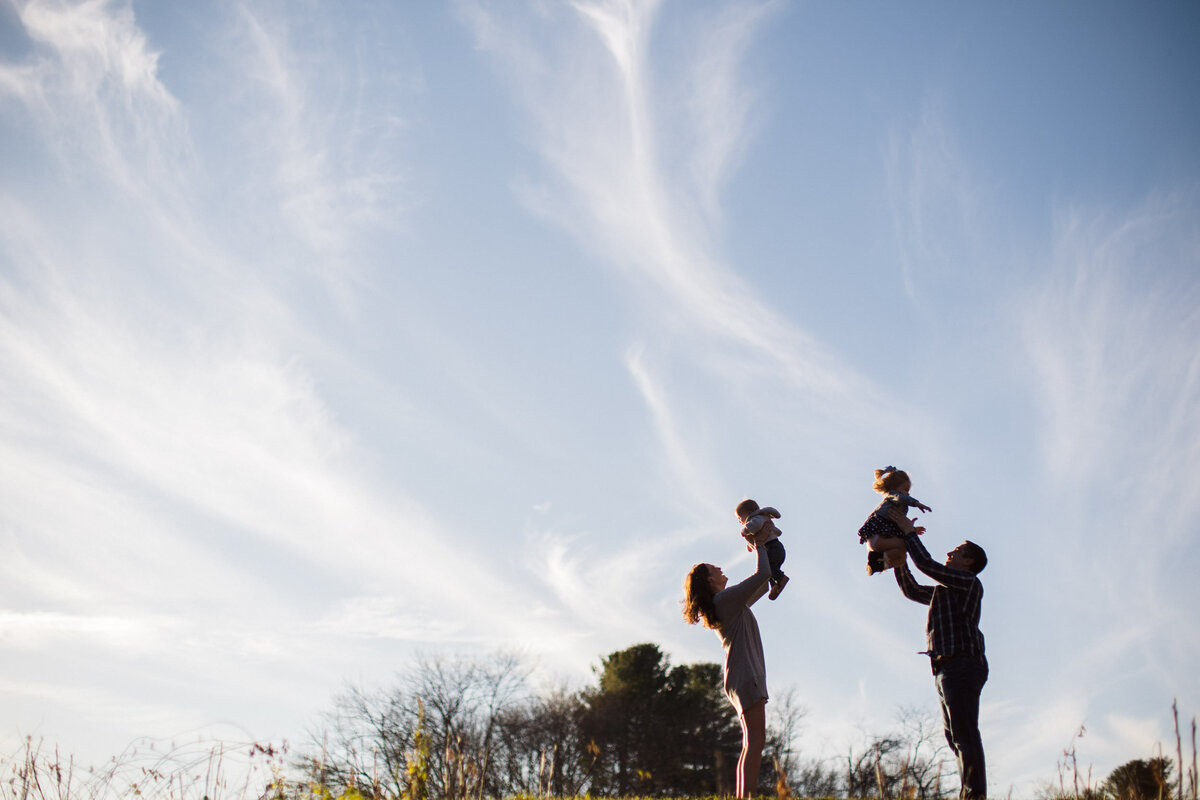 candid-natural-boston-newborn-family-photographer-zev-fisher-007