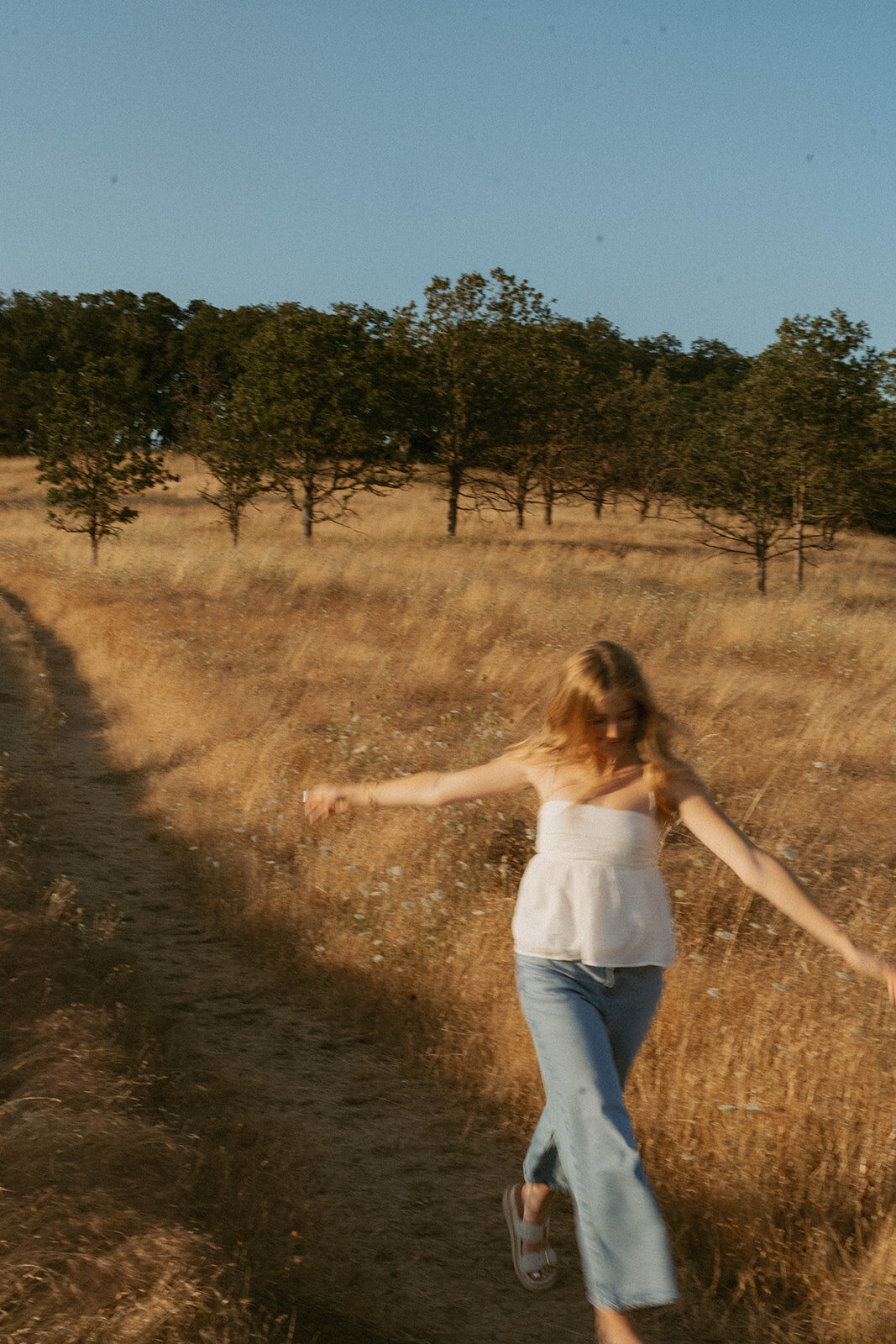 Emily-Noelle-Photo-Senior-Pictures-Portland-Oregon-08061