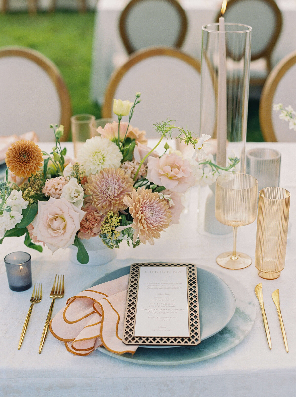 nikki-mark-springvale-floral-wedding-reception