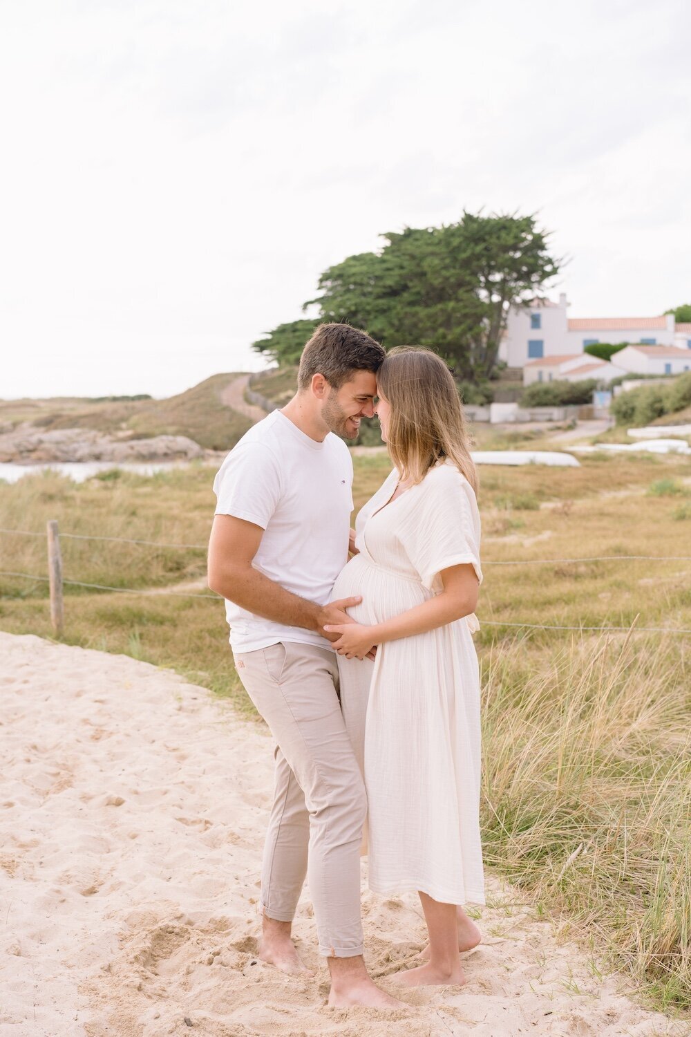seance-photo-femme-enceinte--grossesse-photographe-vendee-noirmoutier-11