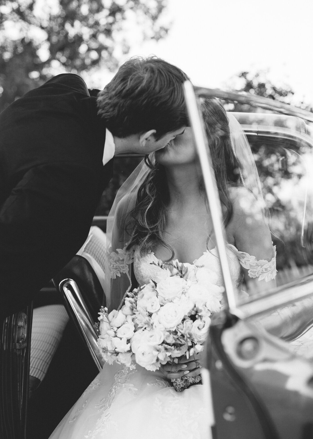 May Lew Farms wedding day. Farmville, NC wedding photographer