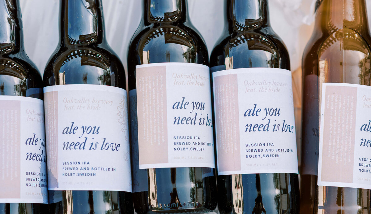 Wedding photographer Stockholm helloalora own breeved wedding beer ale you need is love wedding in Sundsvall