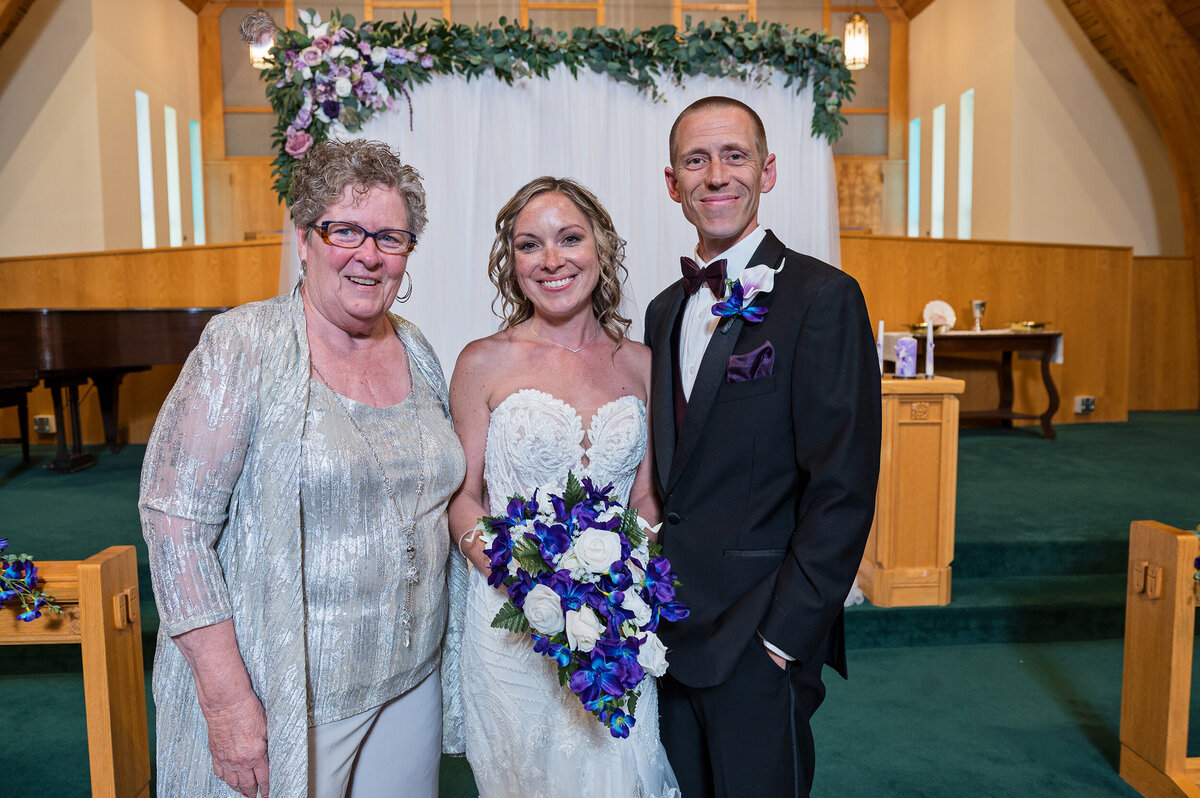 Detroit-Wedding-Photographer-The-Landing-137