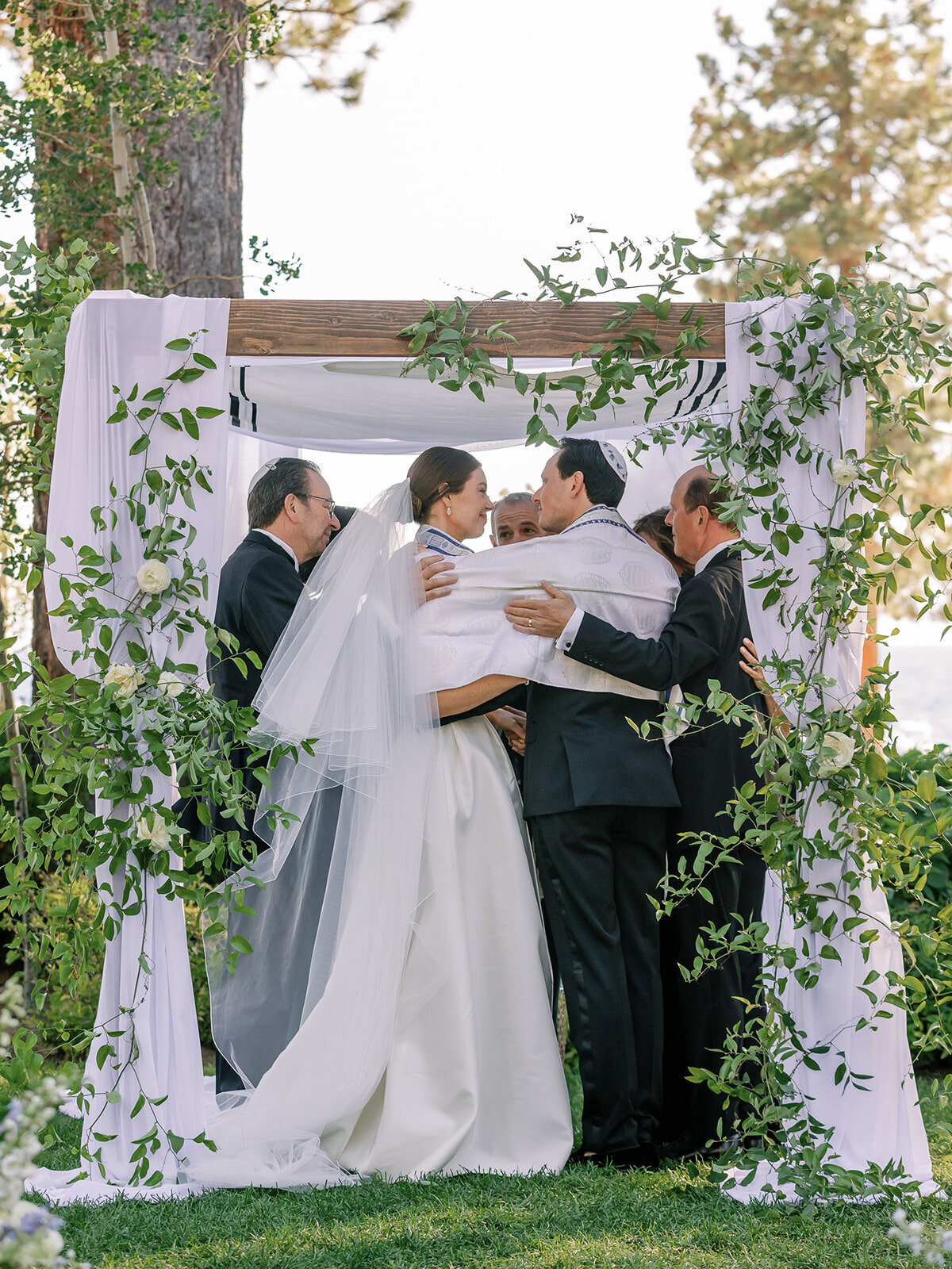hyatt-tahoe-wedding-napa-photographers-thedejaureguis-0143