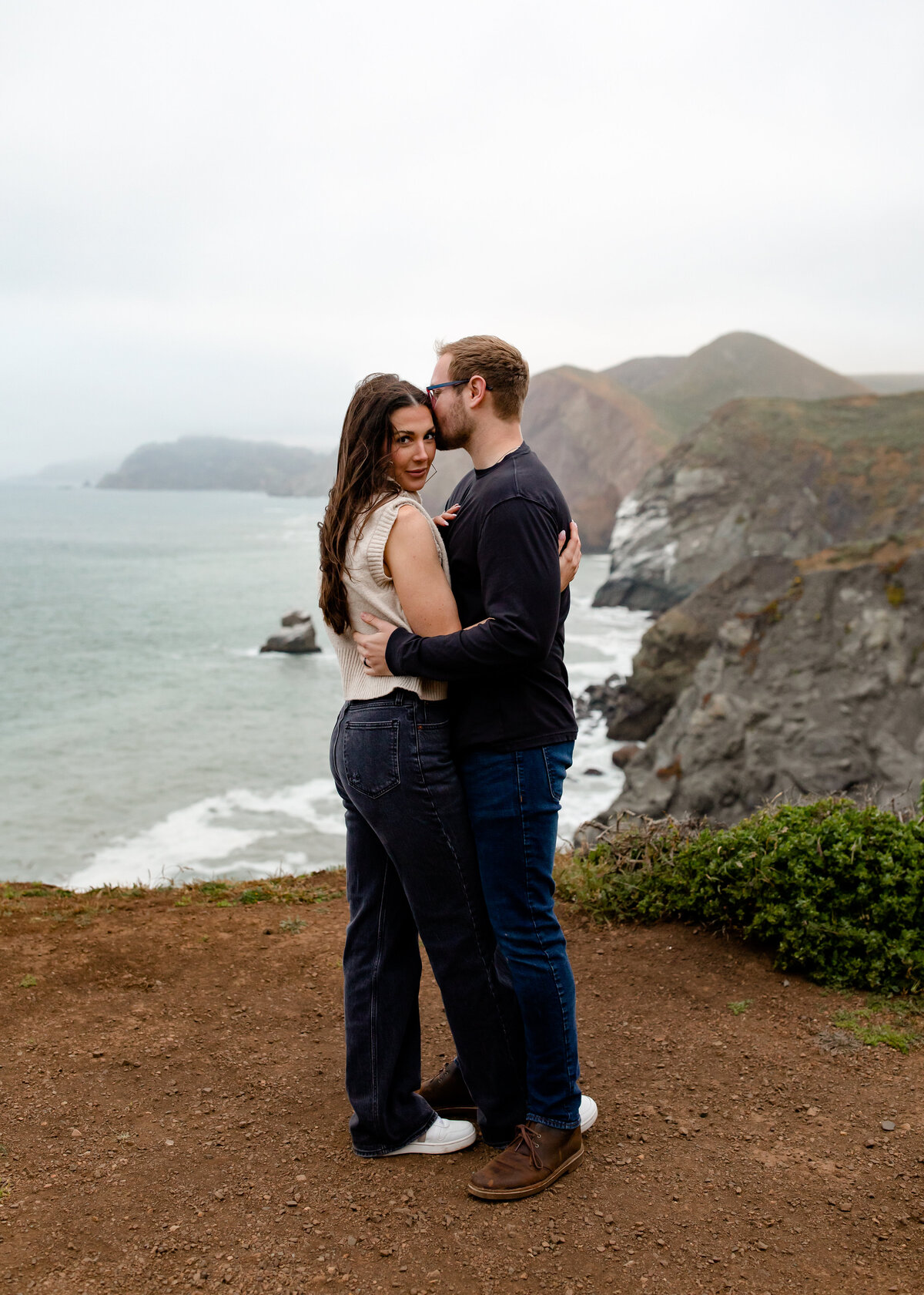 05312023_Makenzie+Gavin_RodeoBeachCA_AnjaJensenPhotography-92