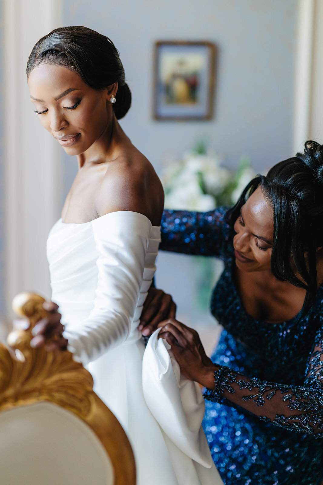 MorganeBallPhotography-Wedding-ChrisKim-ChateaudeVezins-Weddingday-02-GettingReadyKim-62-4988