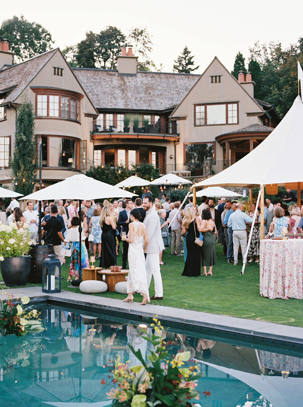 Portland-Oregon-wedding-welcome-party-32042_14