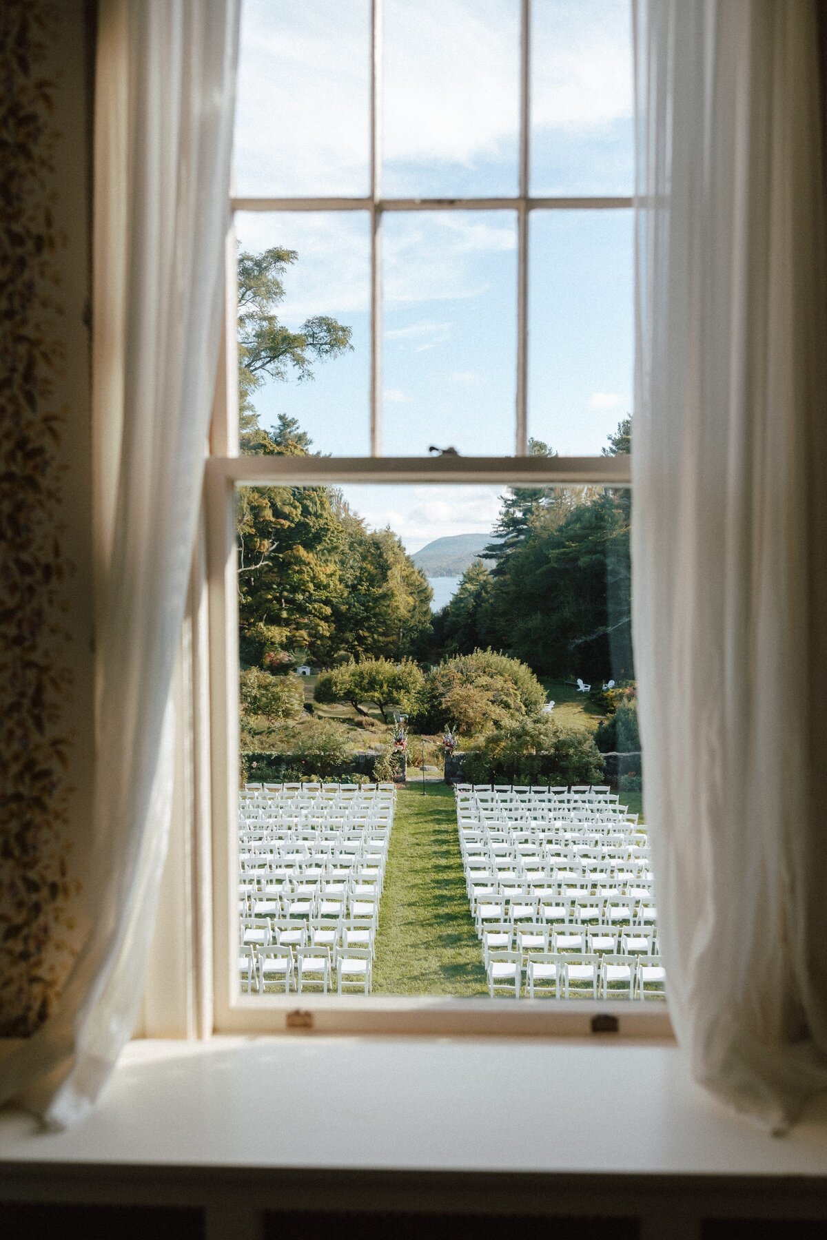 new-england-wedding-photographerluna-munn-photography-new-hampshire-wedding-the-fells-madison-kyle0431