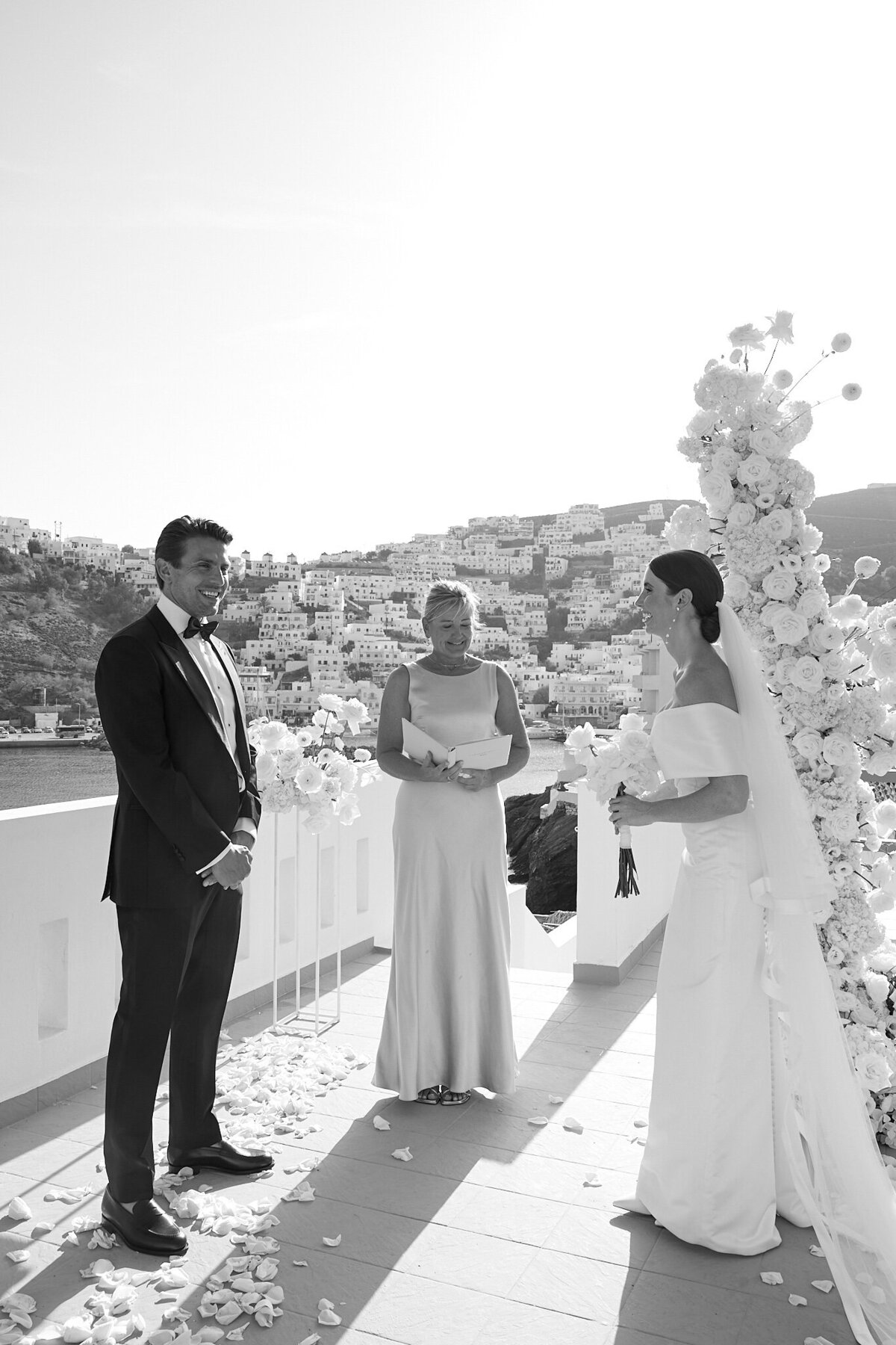 wedding photographer europe greece ceremony00010