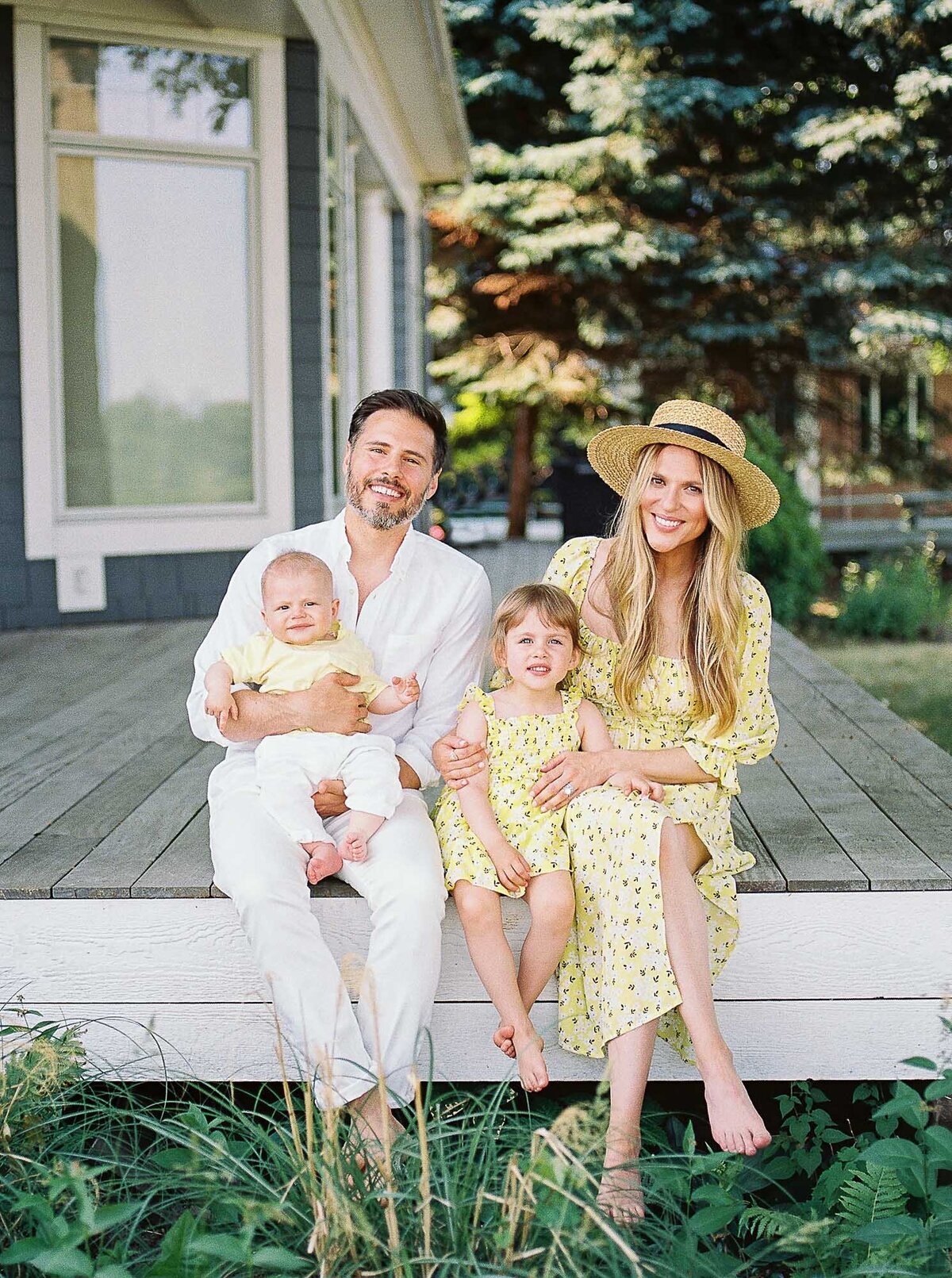 Ali-Reed-Photography-Alexandra-Elise-Photography-Film-Lifestyle-Family-Portrait-Photographer-Rochester-New-York-006