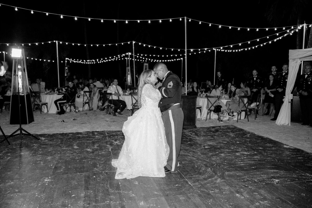 SanibelIslandFloridaWedding_TaylorNicollePhoto-111