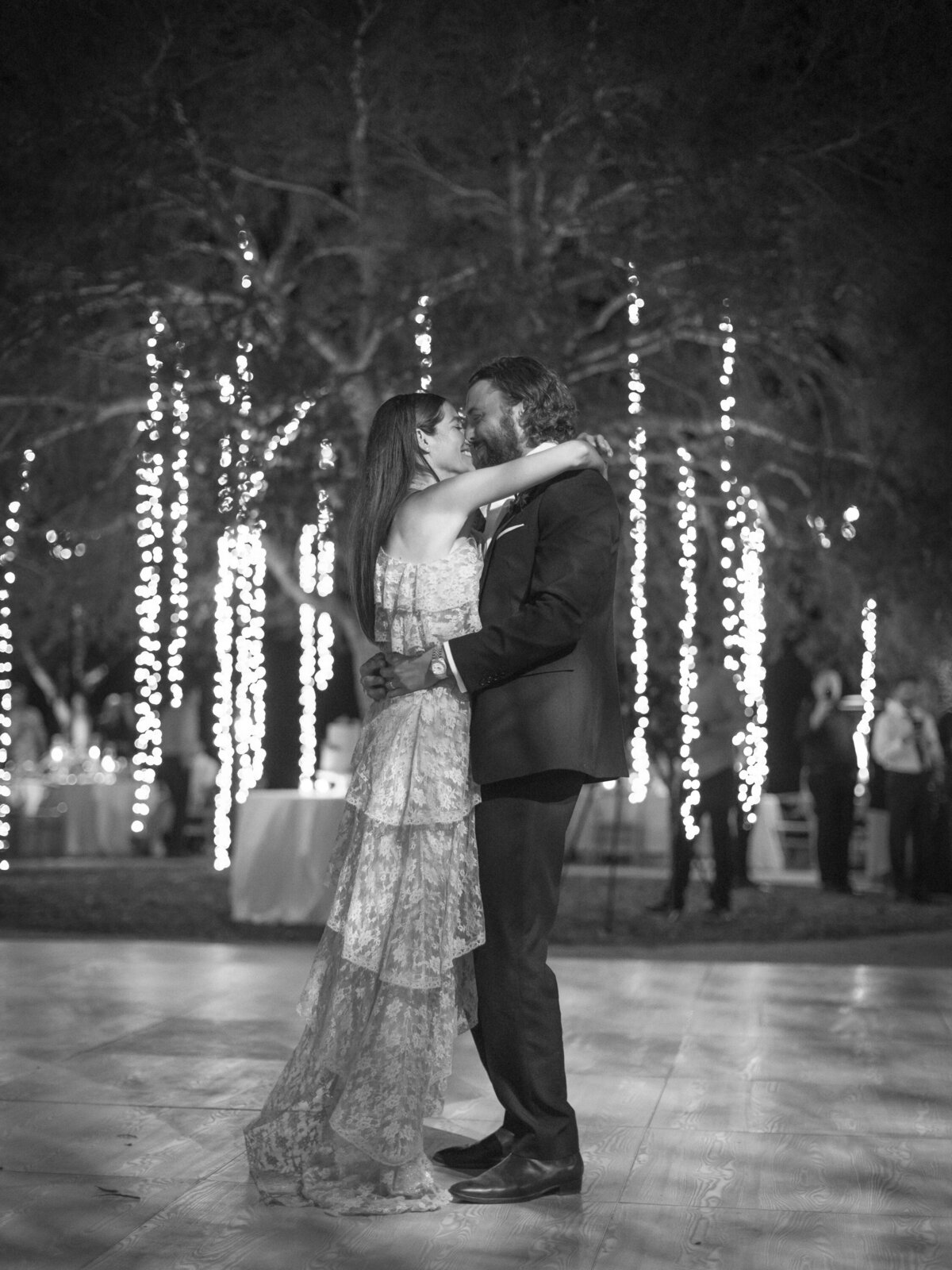 meg-smith-santa-ynez-winery-wedding-beaulieuu-garden00110