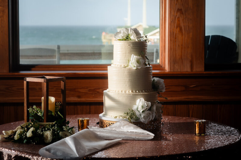 finer-points-coastal-kitty-hawk-wedding-jennettes-pier00013