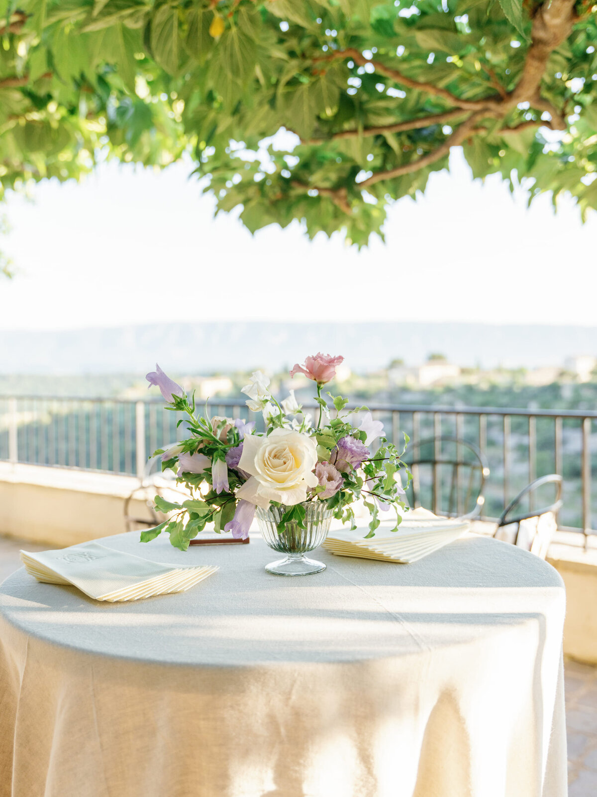 Cocktail_Hour_Bastide_Gordes