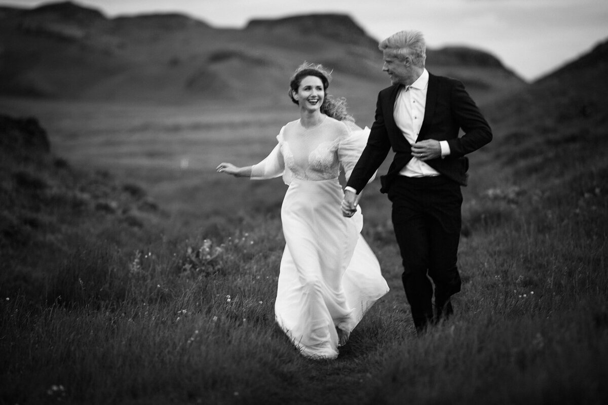 destination_elopement_in_Iceland_311