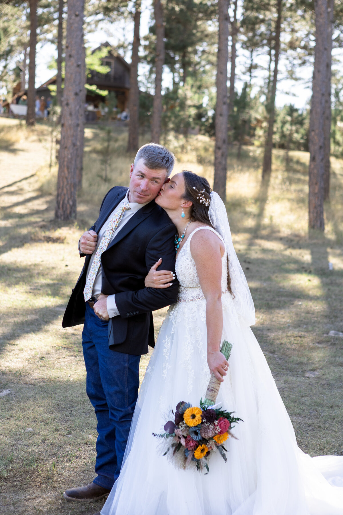 theunnecessarypartybarn-rapidcityweddingphotographer-blackhillswedding-wanderingwildemedia-samantharoan-couples-13