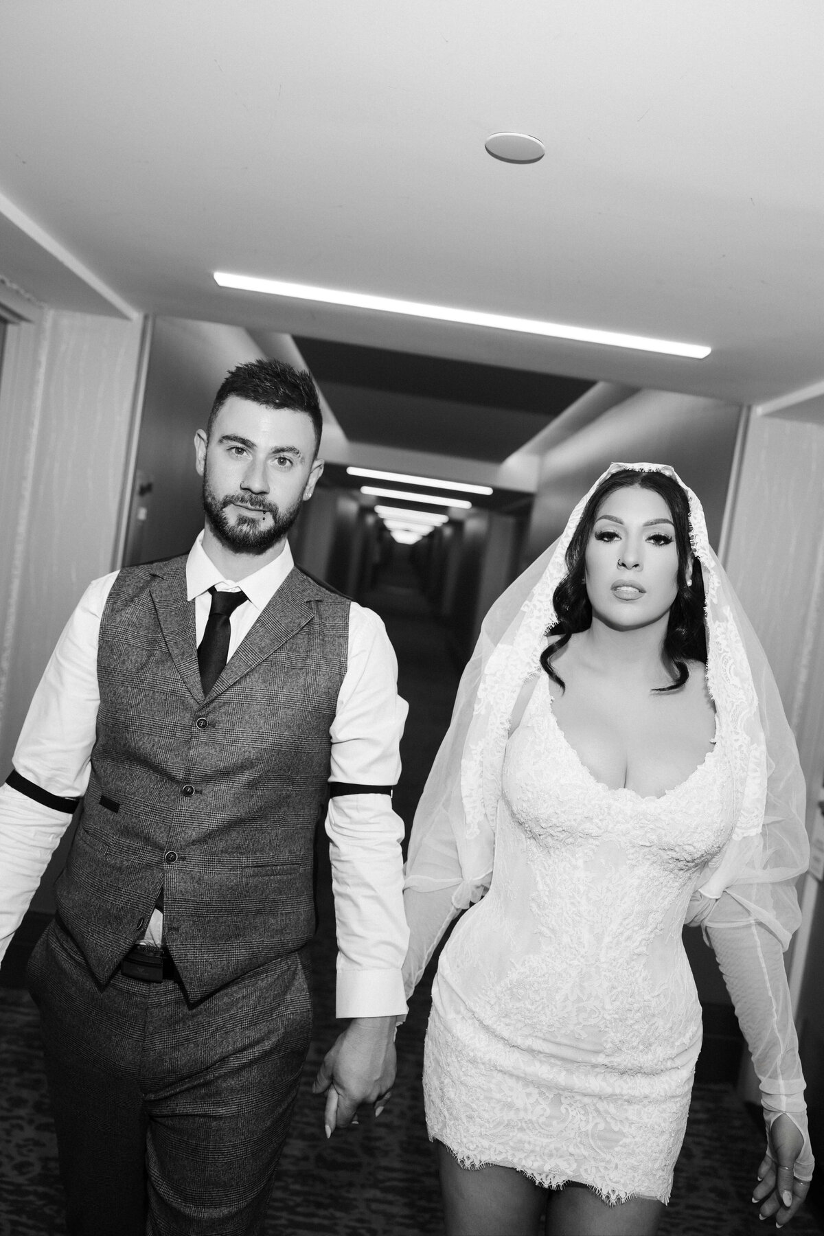 18riskyexposure_aimee-adrian_las-vegas-elopement-photography