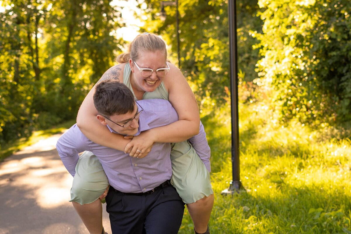 Appleton-Wisconsin-Wedding-Engagement-Photographer11