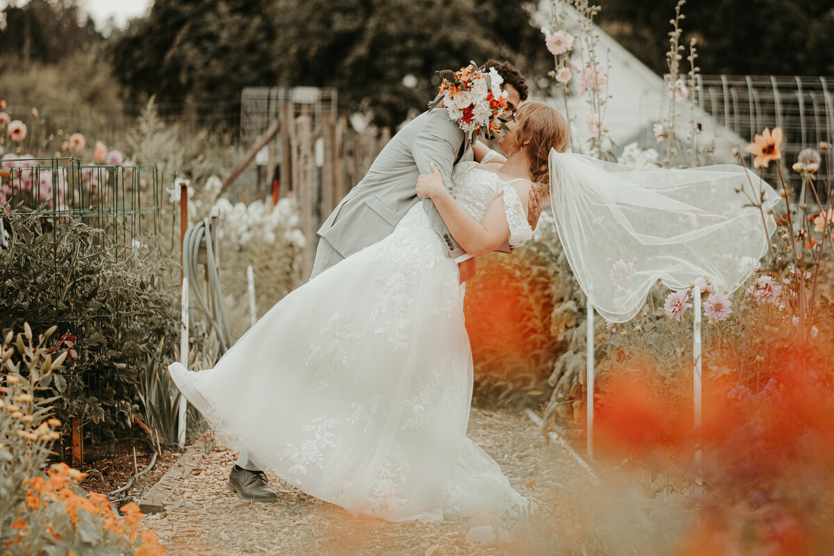 Anderson Island Barn Wedding Seattle Wedding Photographer17