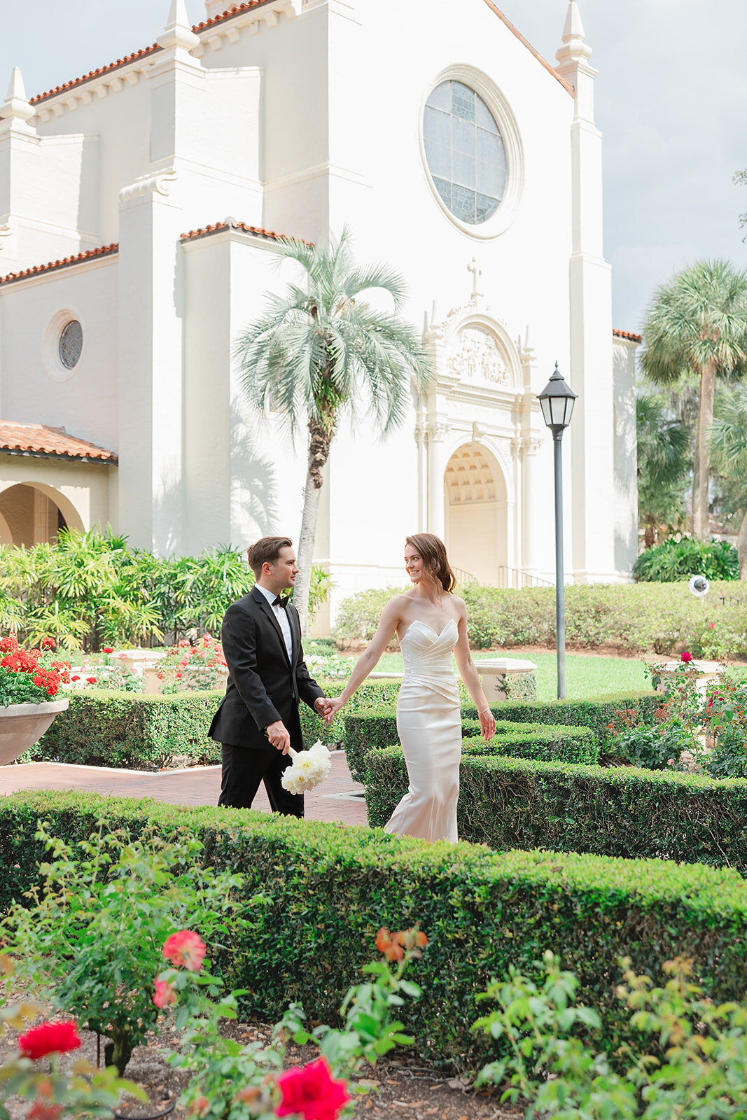 Knowles Memorial Chapel Wedding at Rollins College by Light and Airy Wedding Photographer