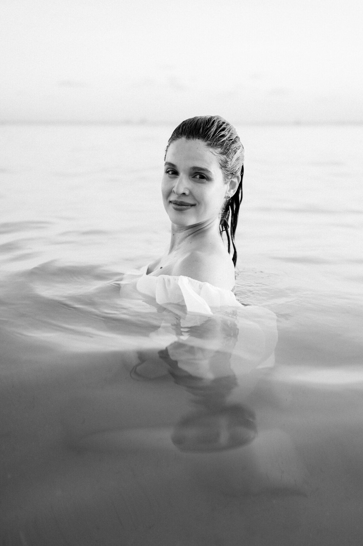 Miami Maternity Photos in the water