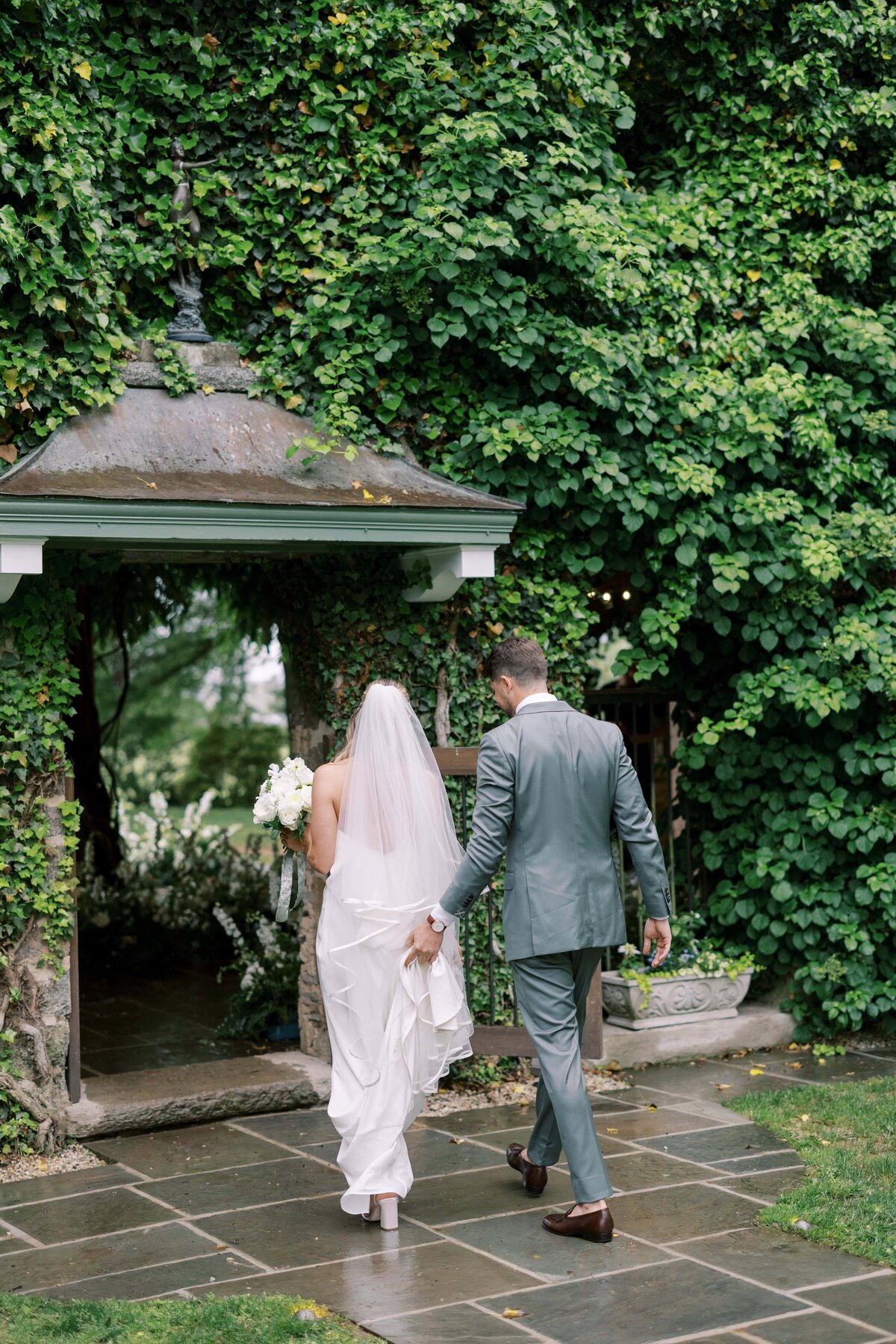 Danielle-Defayette-Photography-Goodstone-Inn-Wedding-VA-274
