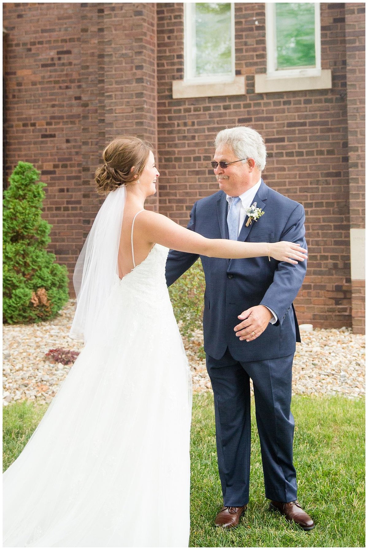 Central Illinois Wedding Photographer | Carthage, IL Wedding Photographer |  Creative Touch Photography_4886