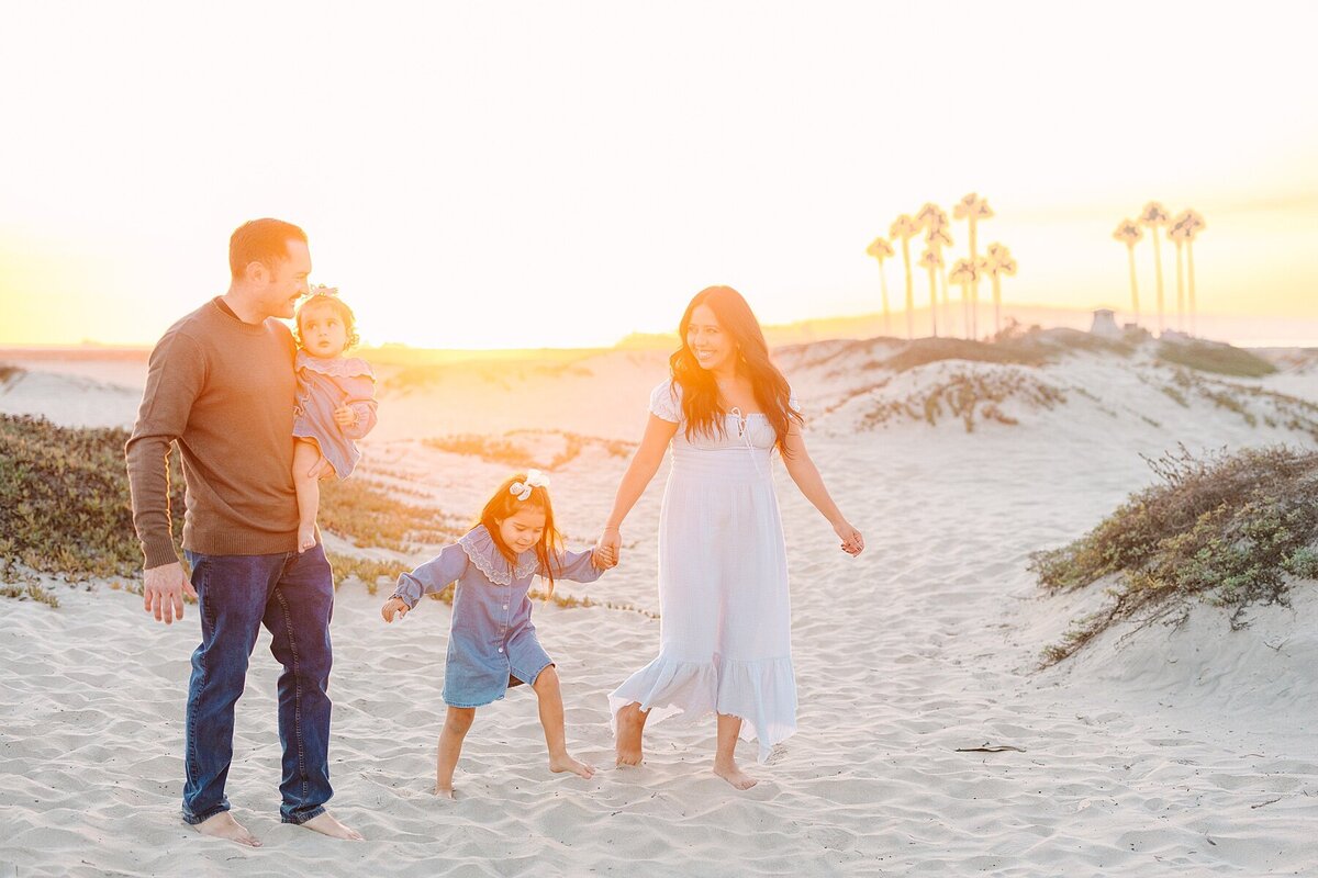 101924_trp_yniguez_family-151_0006