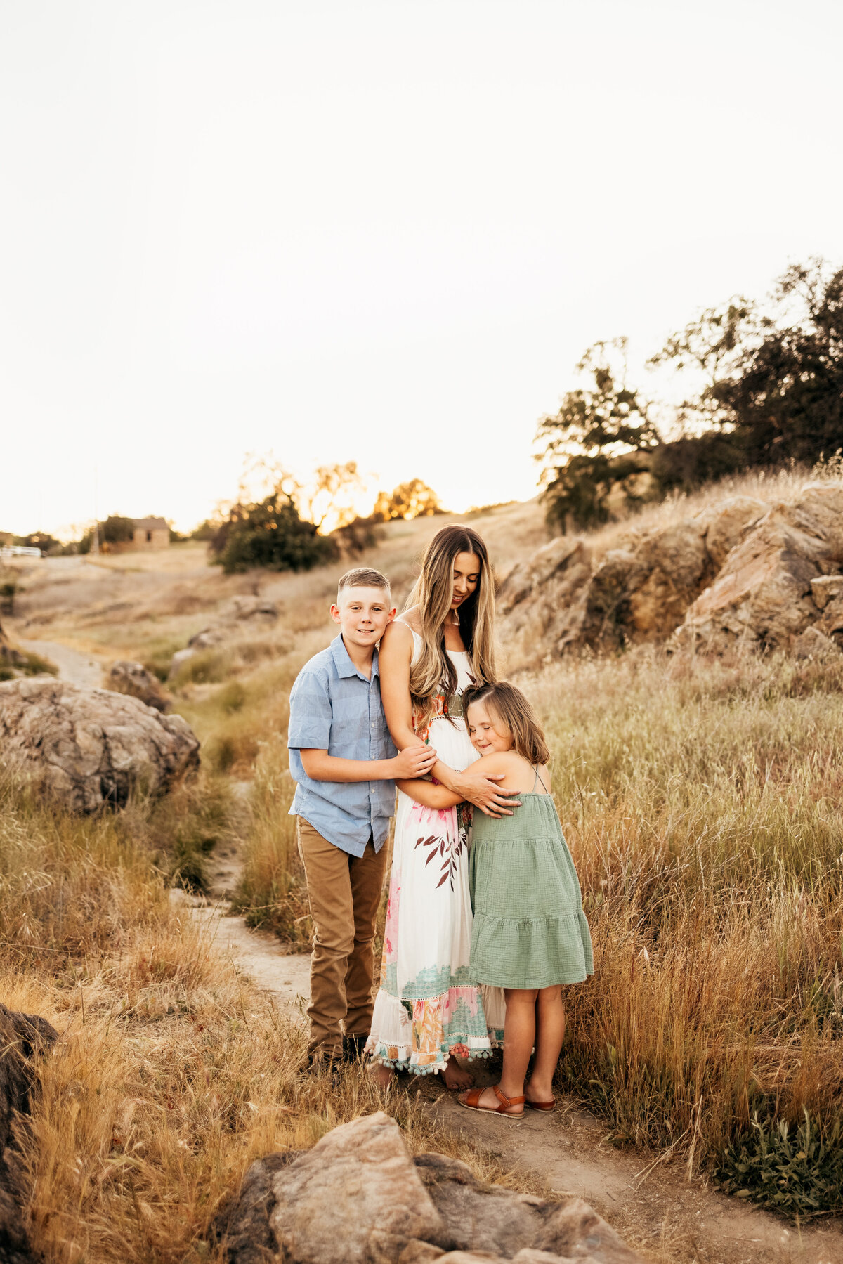 Sonora California is my favorite place to do my photography work. Jolee specializes in family photography and wedding photography