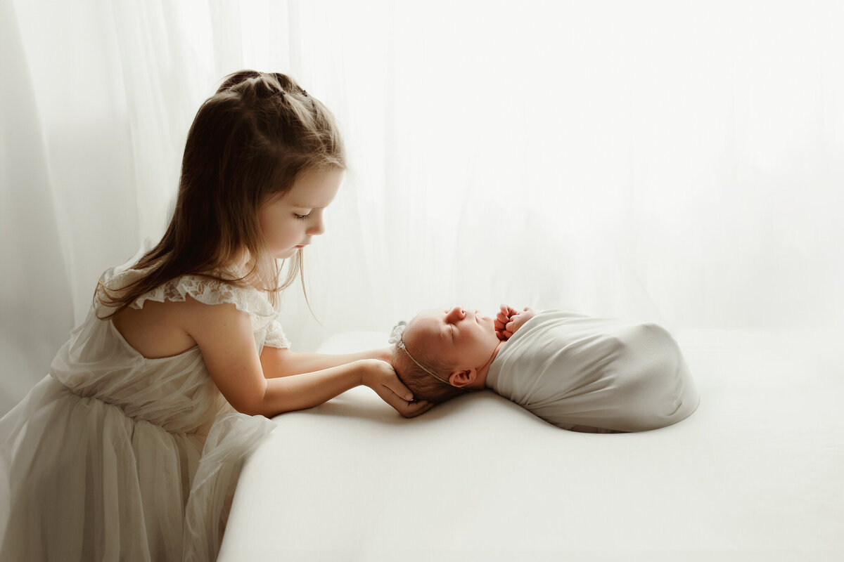 newborn photography NW Arkansas, best newborn portraits NW Arkansas