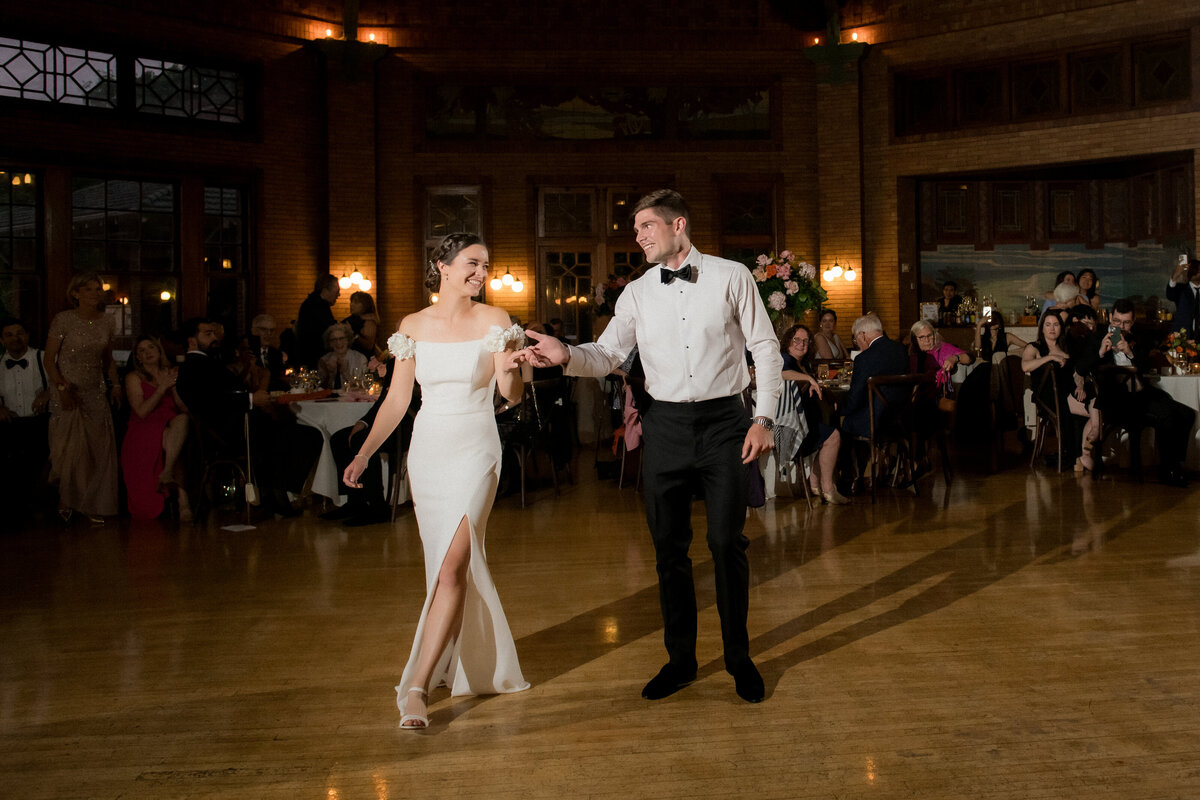 Ed and Aileen Photography Chicago Illinois Digital Film Wedding Engagement Photographers Destination Cafe Brauer39