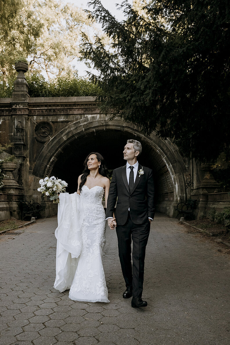 Mira Park Photography NY based wedding photographer Wedding portrait at Purslane at the Boathouse in Prospect Park in Brooklyn, NY