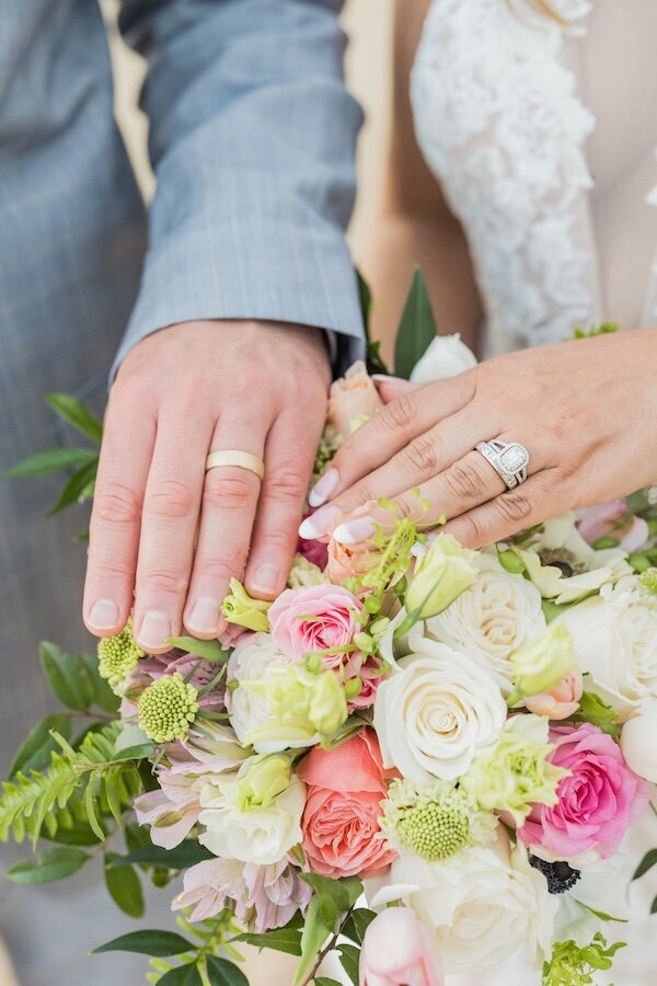 Oahu vow renewal planner Simple Oahu Wedding