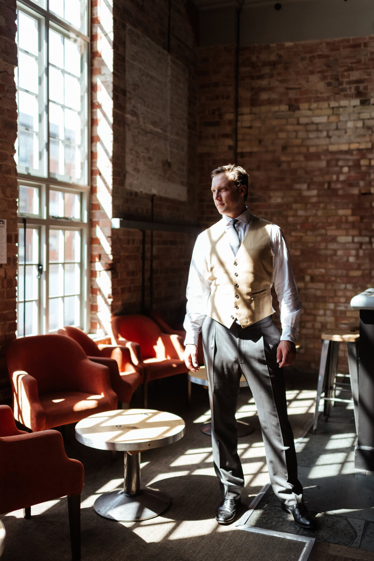 uk-kent-london-sussex-editorial-candid-documentary-romantic-timeless-wedding-photography-33
